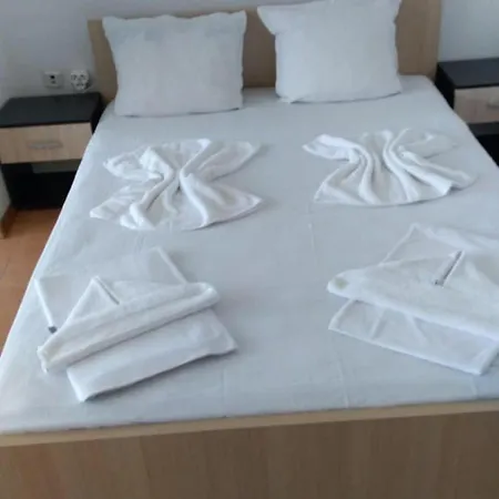 Grand Kameliq Apartment *