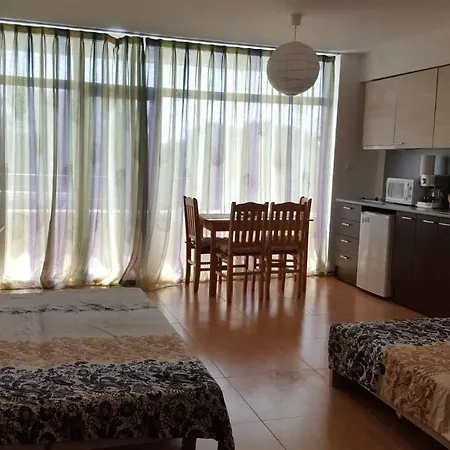 Apartment Grand Kameliq